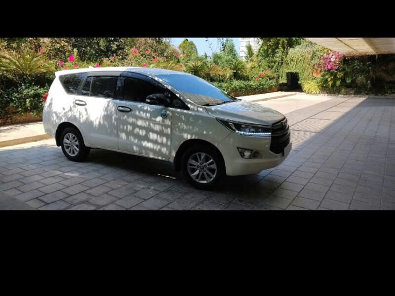 Toyota Invova